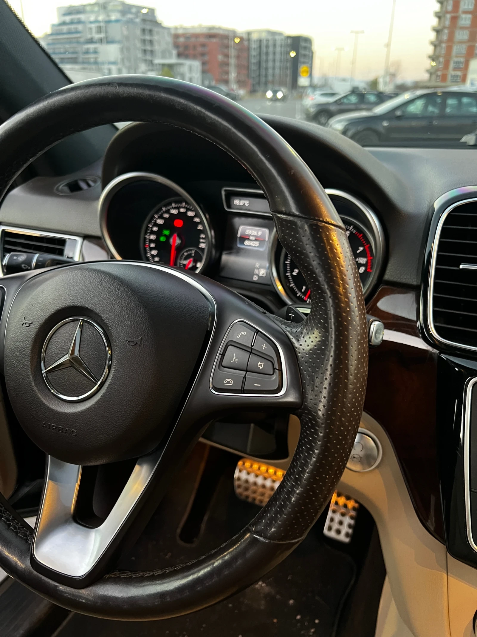 Mercedes-Benz GLE 400 4MATIC - изображение 10