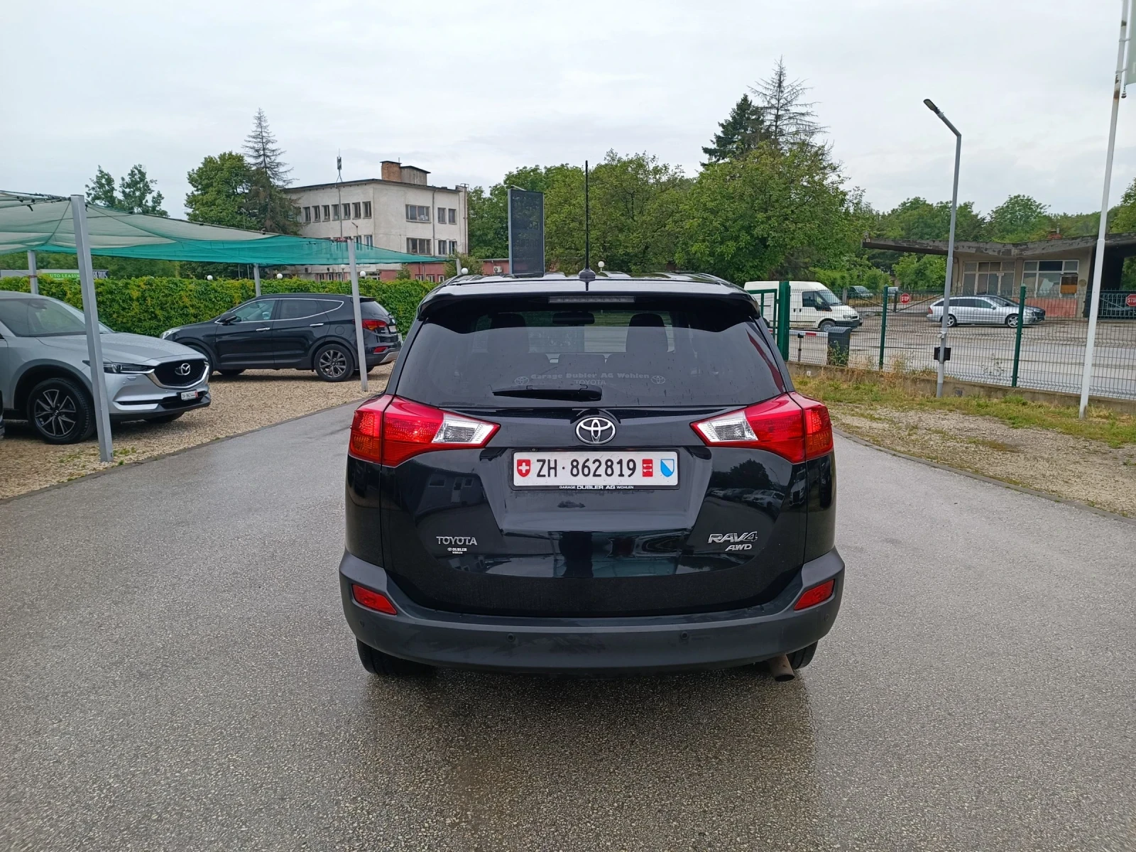 Toyota Rav4 2.0i-151кс-ШВЕЙЦАРИЯ-АВТОМАТ-4Х4-NAVI-Keyless - изображение 4