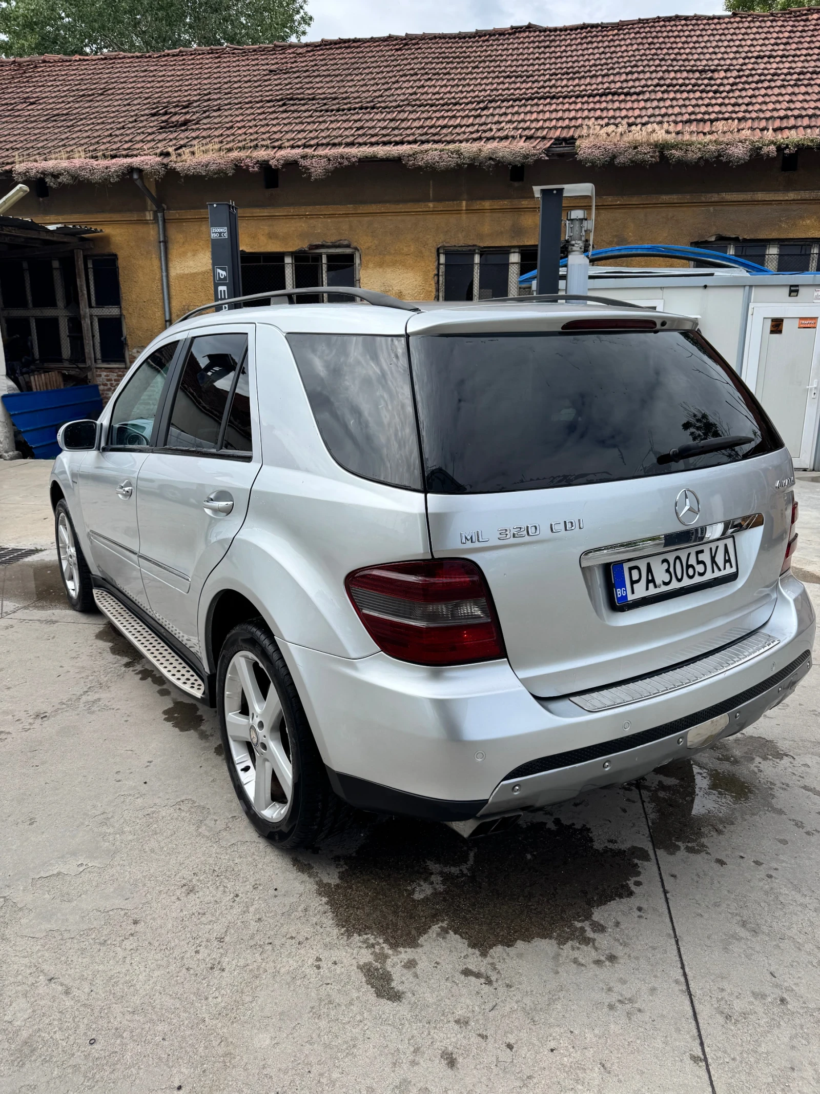 Mercedes-Benz ML 320 Edition 10 - изображение 6