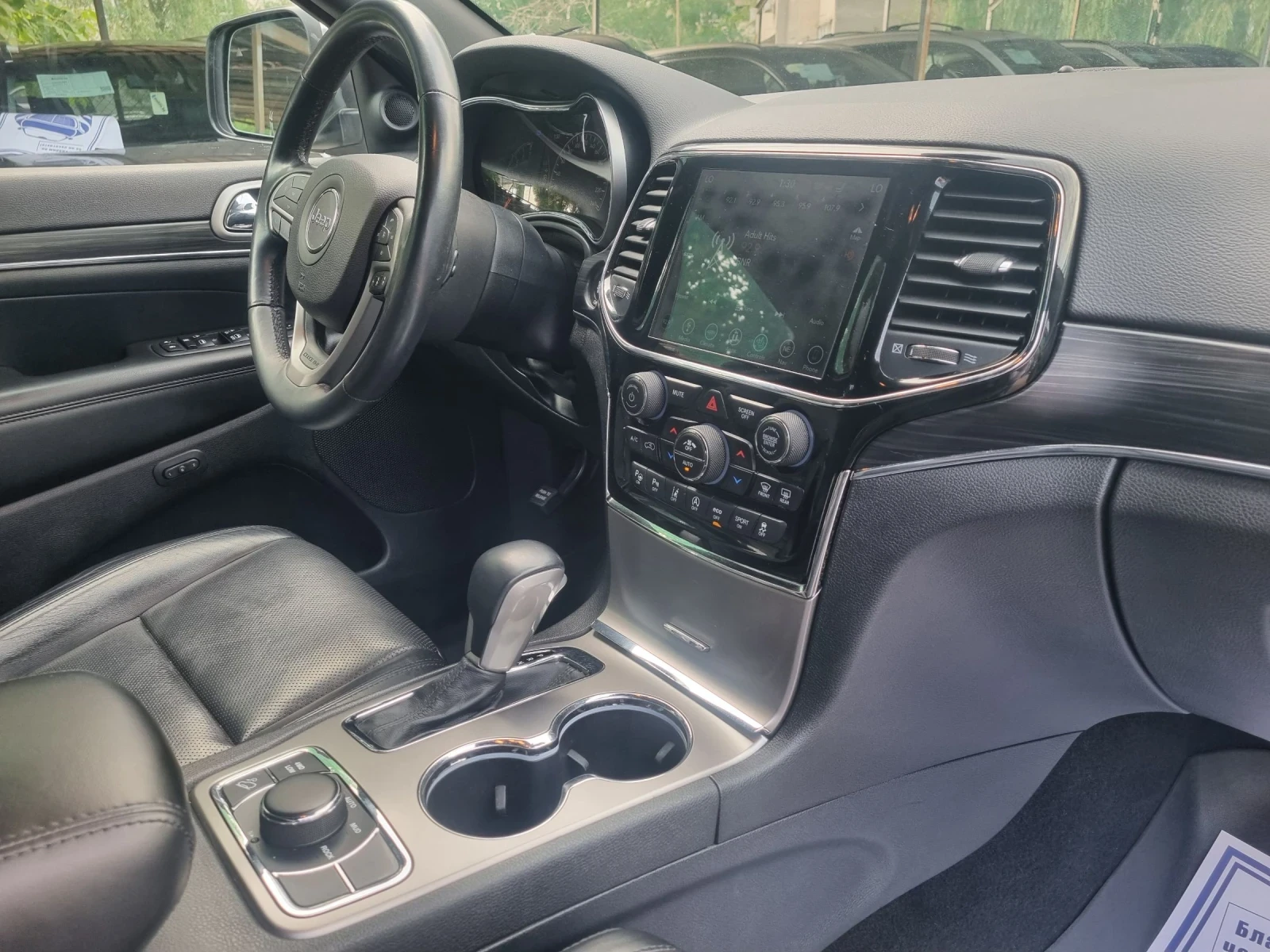 Jeep Grand cherokee 3.6 V6* LIMITED* ПАНОРАМА - изображение 10