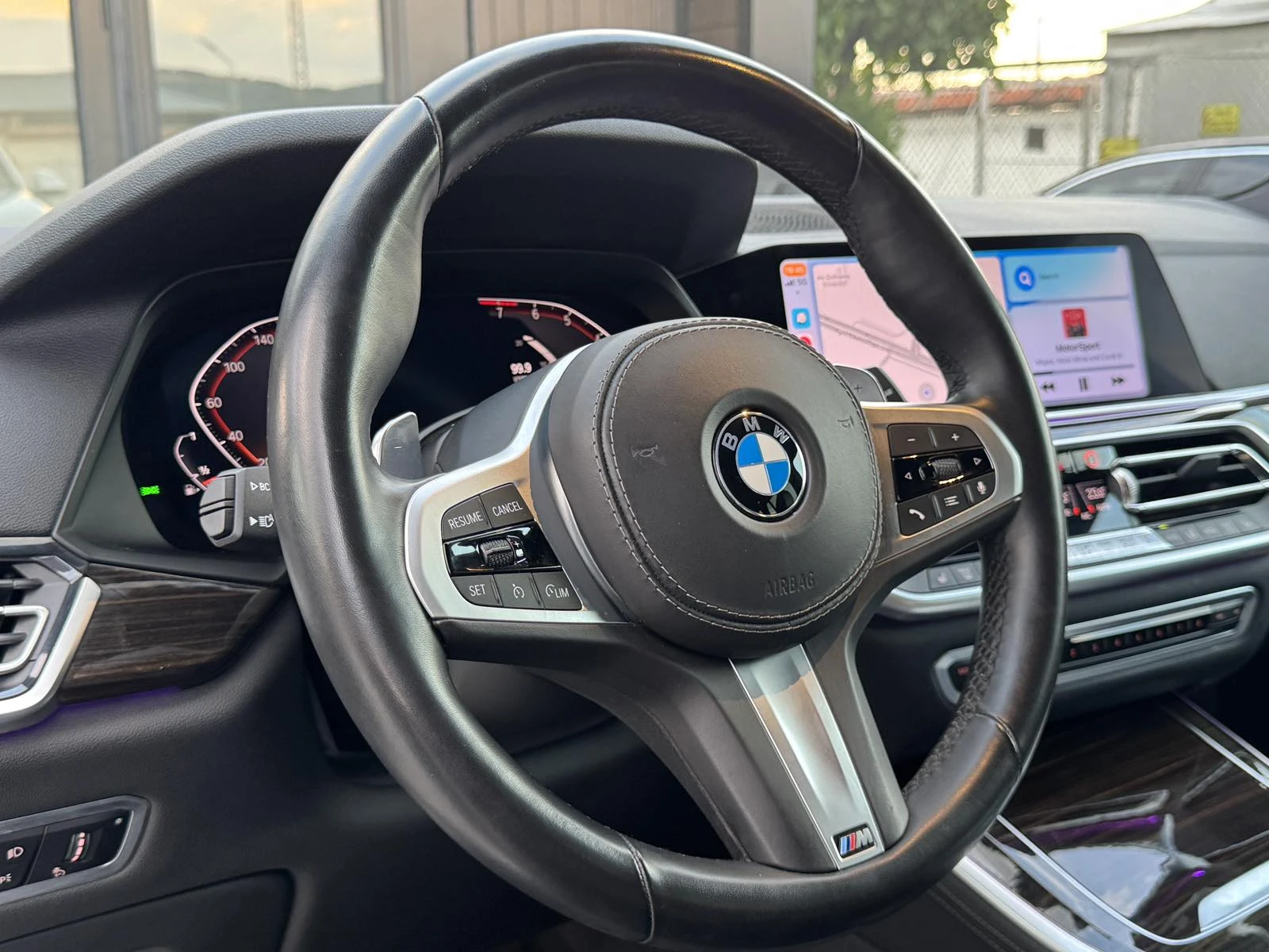 BMW X5 4.0XI* M-SPORT* CRYSTAL - изображение 10