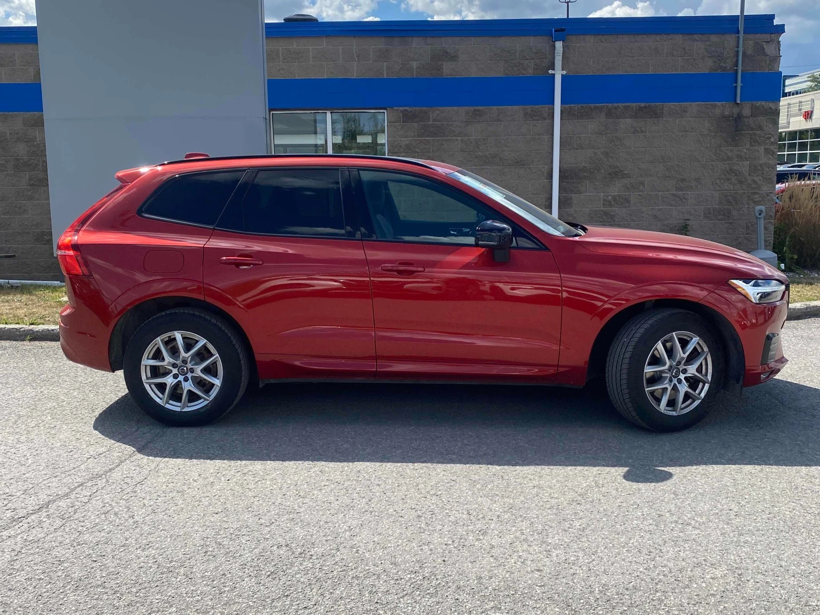Volvo XC60 T6 R-Design CARFAX АВТО КРЕДИТ  - изображение 2