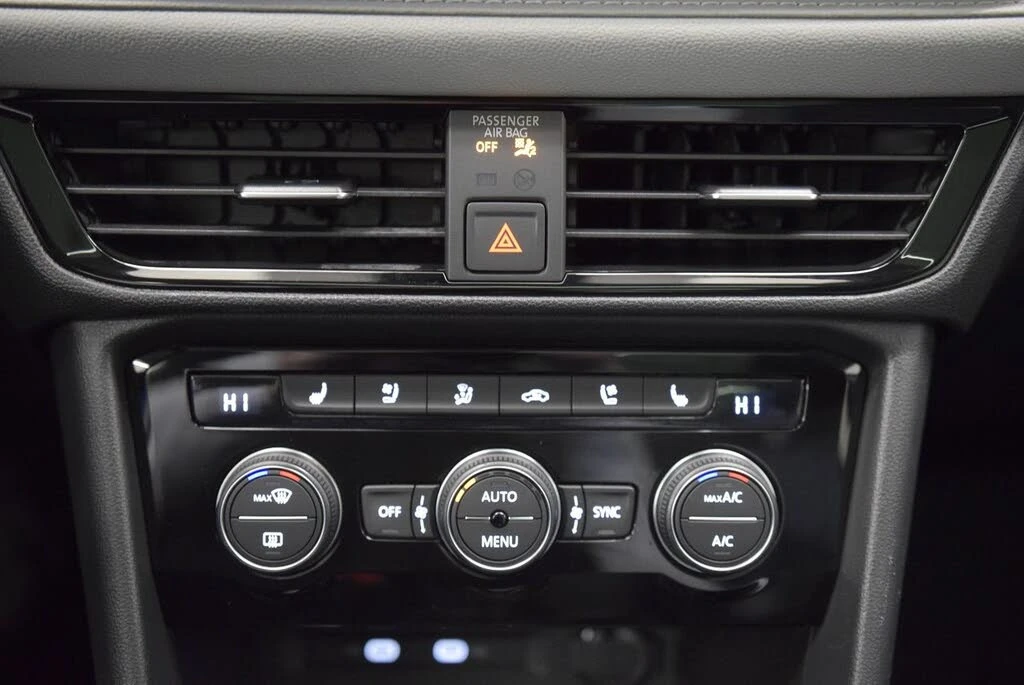 VW Taos Highline 4Motion* АвтоКредит* (Цена до БГ) , снимка 14 - Автомобили и джипове - 53886449