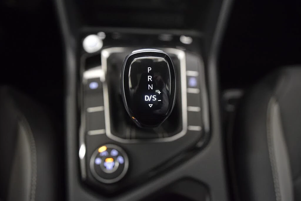 VW Taos Highline 4Motion* АвтоКредит* (Цена до БГ) , снимка 8 - Автомобили и джипове - 53886449