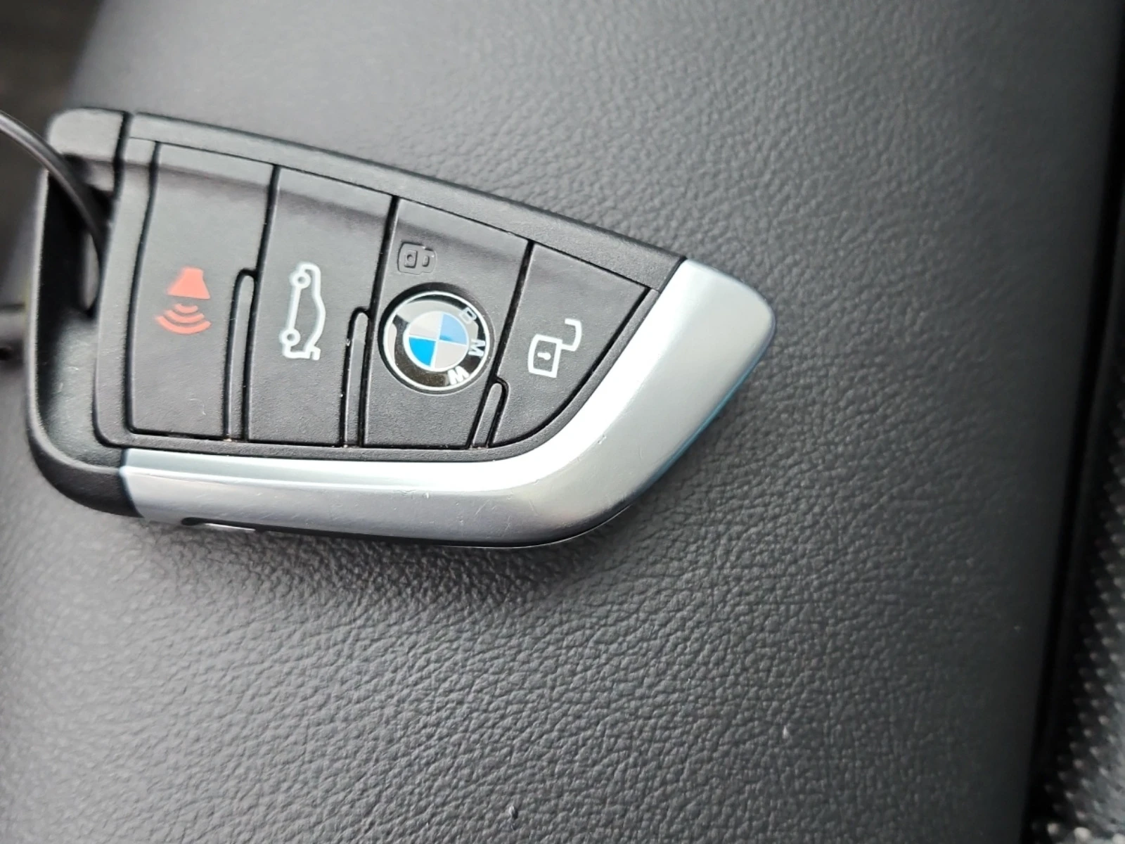 BMW X4 * * CARFAX * * АВТО КРЕДИТ * * , снимка 7 - Автомобили и джипове - 54070397