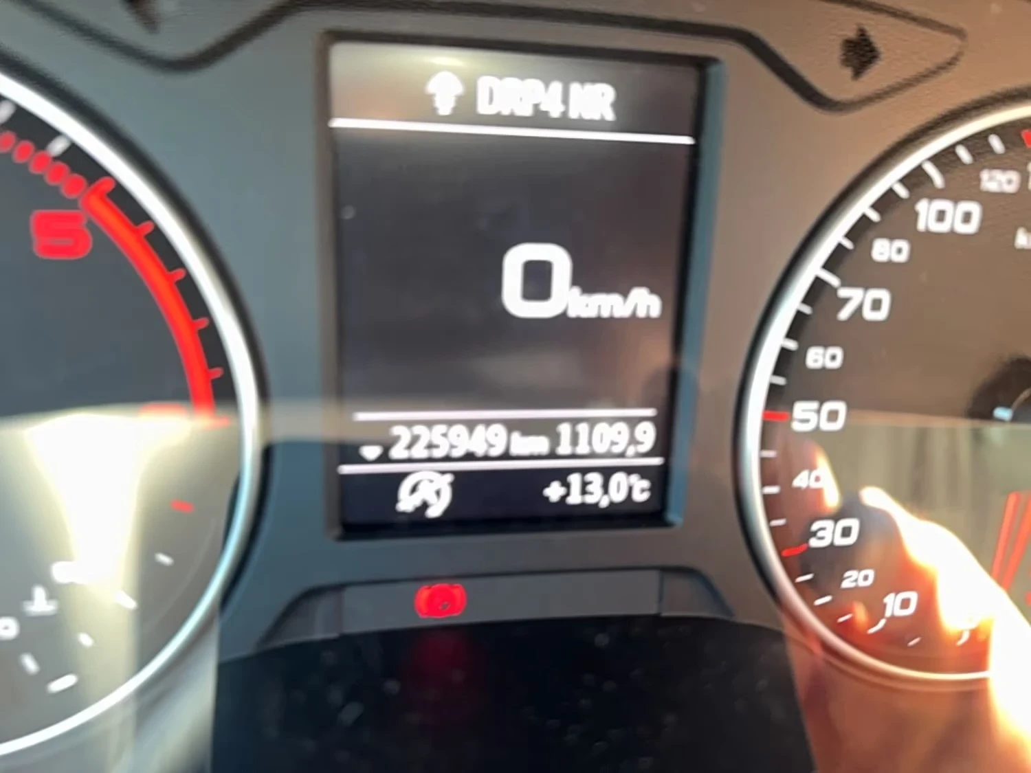 Audi Q2 1.6d Sport 116ps DK, снимка 8 - Автомобили и джипове - 54161120