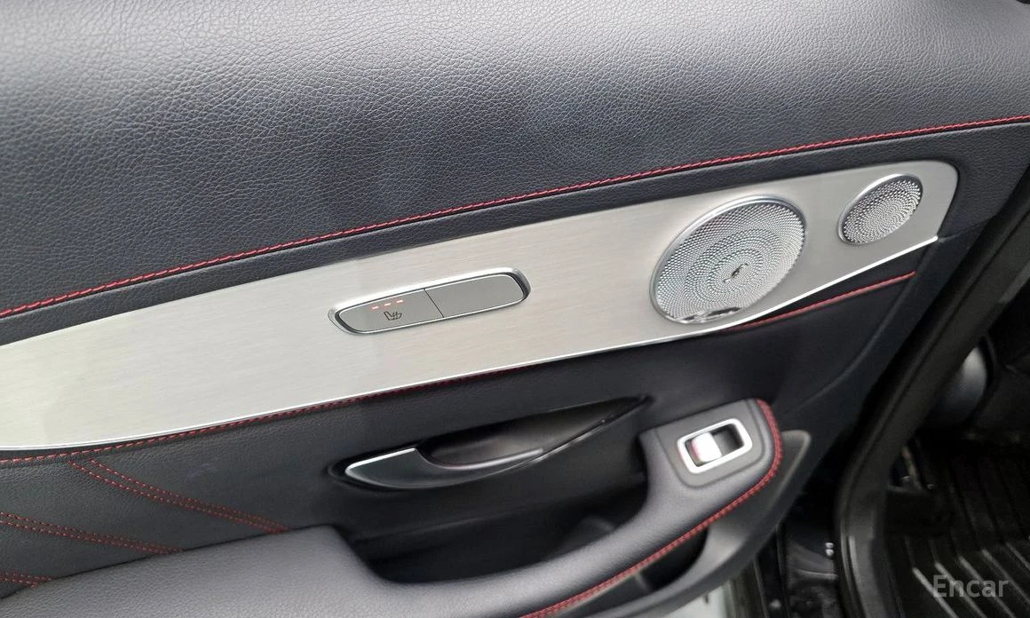 Mercedes-Benz GLC 43 AMG 4MATIC* DIGITAL* BURMESTER* 360 CAM* HEAD-UP* , снимка 17 - Автомобили и джипове - 54168352