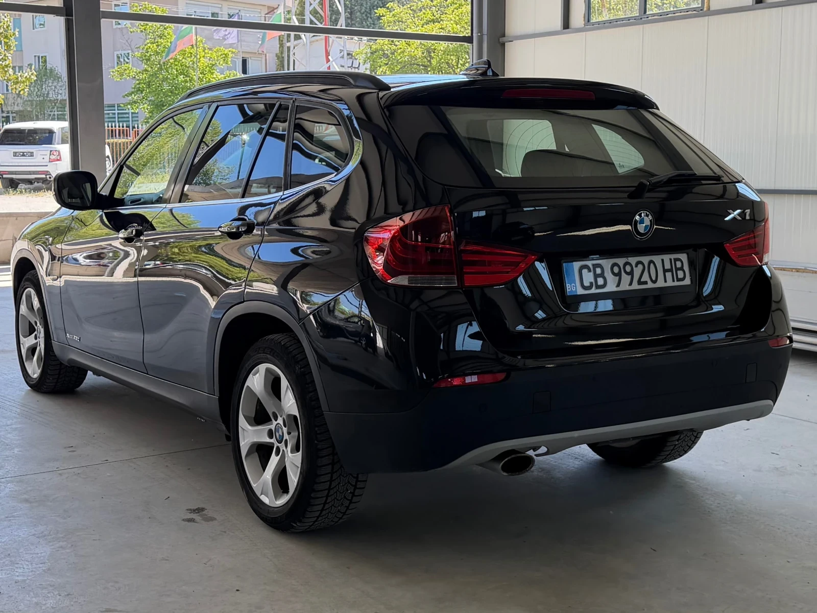 BMW X1 2.3D/Xdrive, снимка 4 - Автомобили и джипове - 54309672