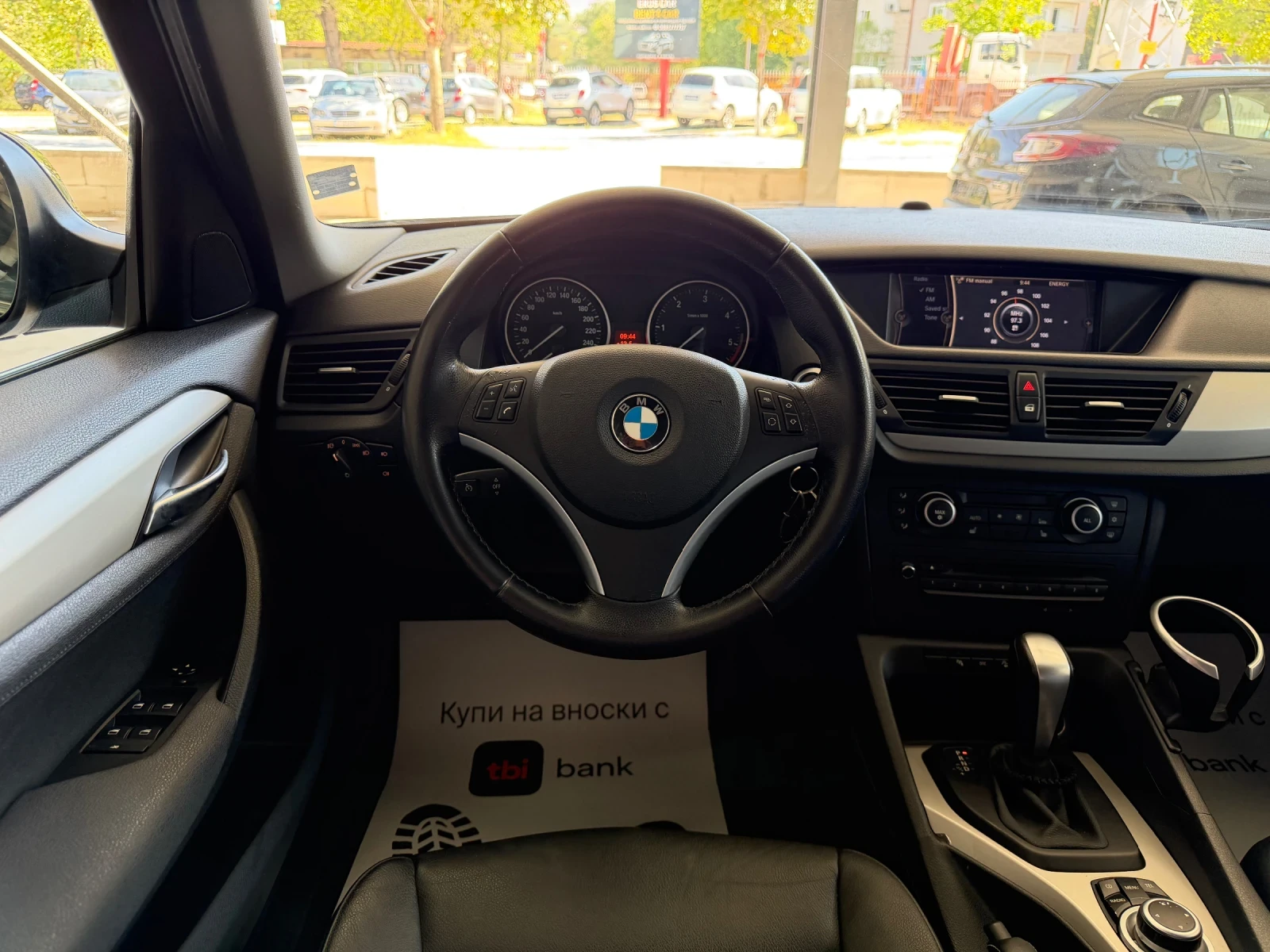 BMW X1 2.3D/Xdrive, снимка 10 - Автомобили и джипове - 54309672