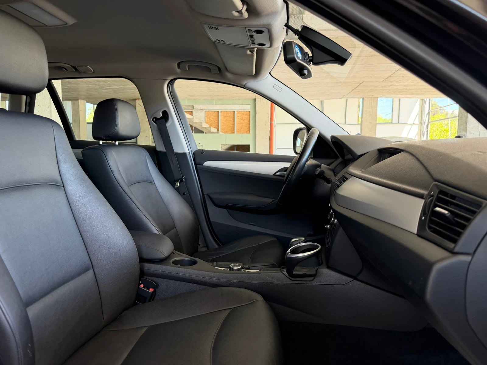 BMW X1 2.3D/Xdrive, снимка 13 - Автомобили и джипове - 54309672