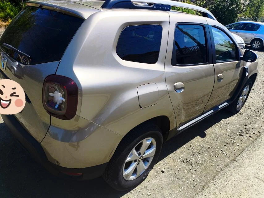 Dacia Duster, снимка 4 - Автомобили и джипове - 54439333