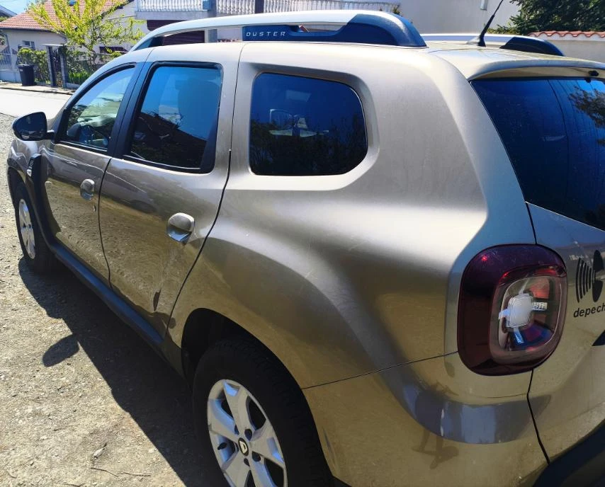 Dacia Duster, снимка 2 - Автомобили и джипове - 54439333