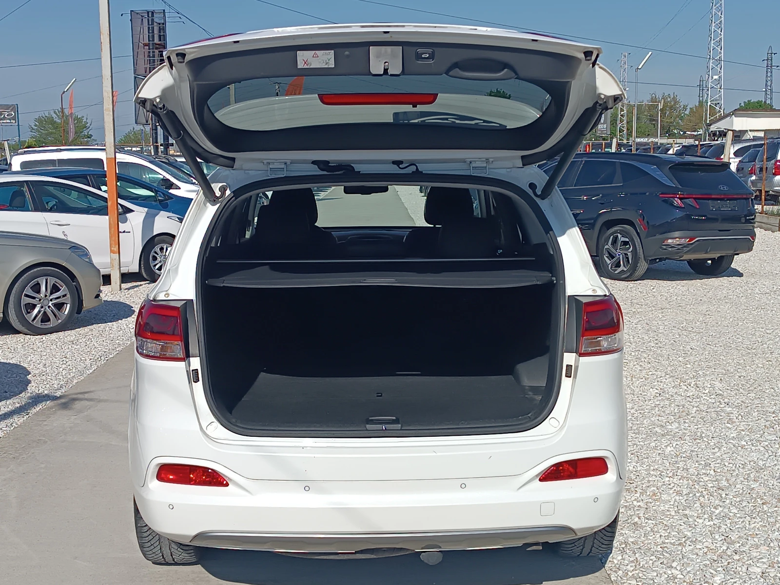Kia Sorento 2.2 crdi 4WD, снимка 16 - Автомобили и джипове - 54446824
