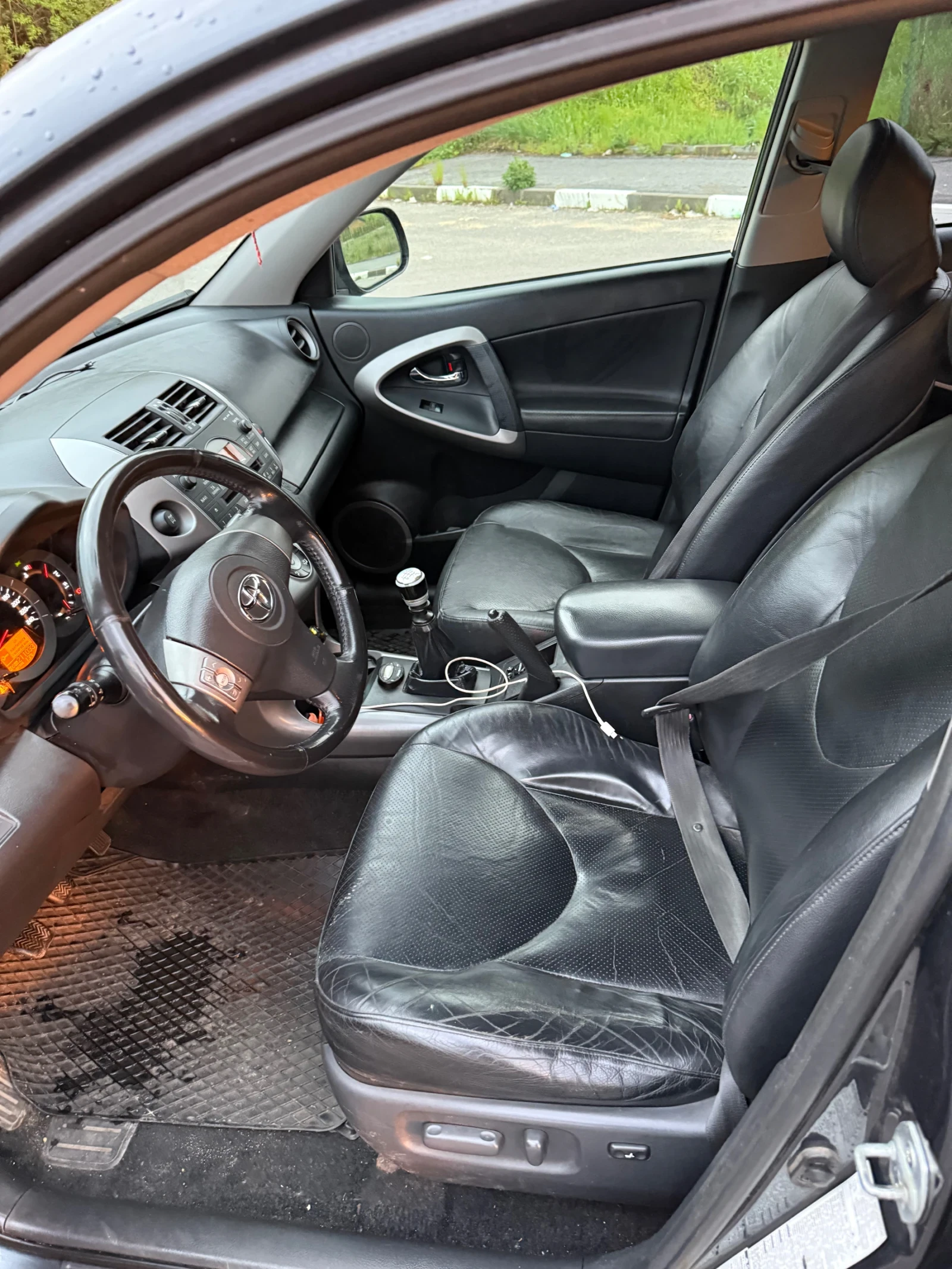 Toyota Rav4, снимка 6 - Автомобили и джипове - 54646646