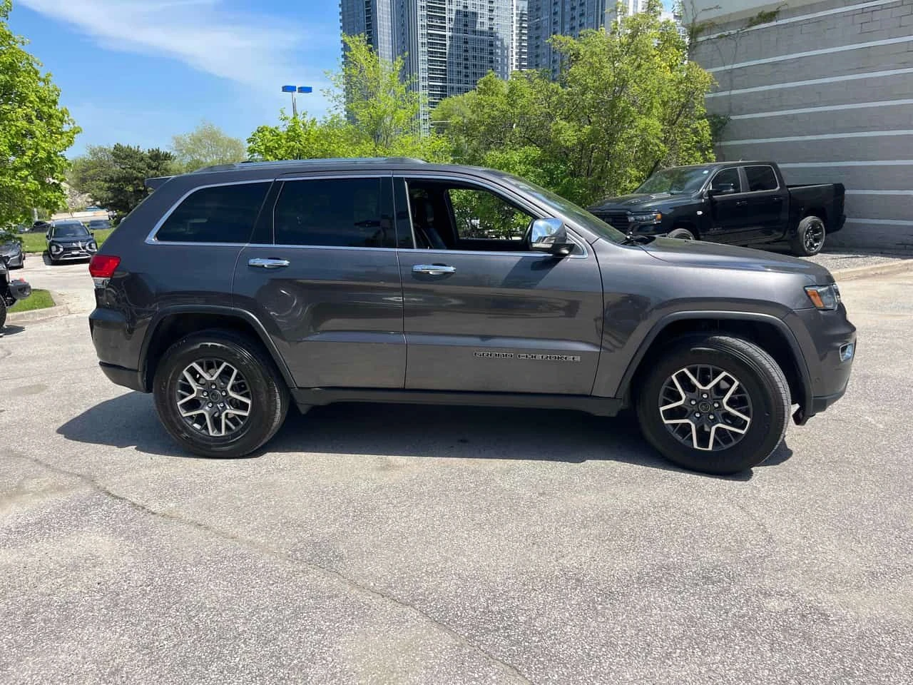 Jeep Grand cherokee * Limited * АВТОКРЕДИТ БЕЗ ПЪРВОНАЧАЛНА ВНОСКА* , снимка 3 - Автомобили и джипове - 54700631