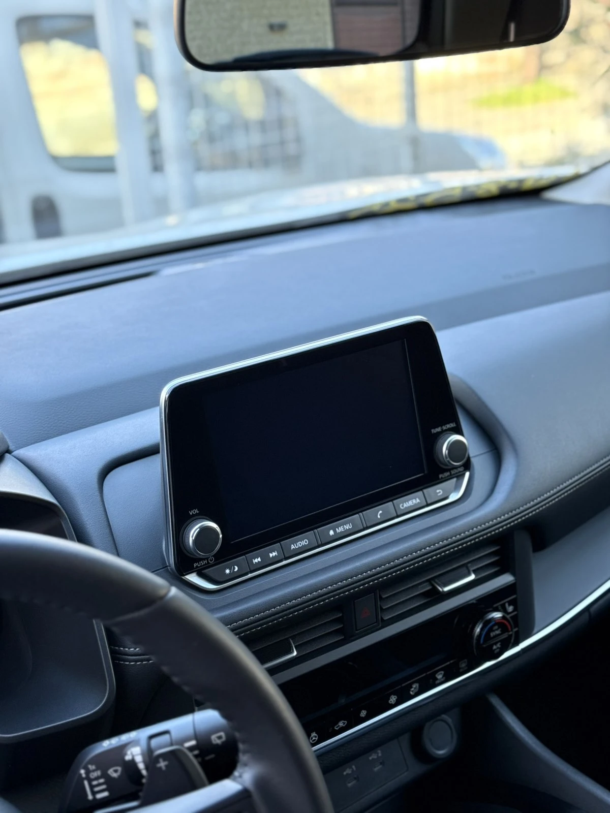 Nissan Rogue, снимка 13 - Автомобили и джипове - 56011096