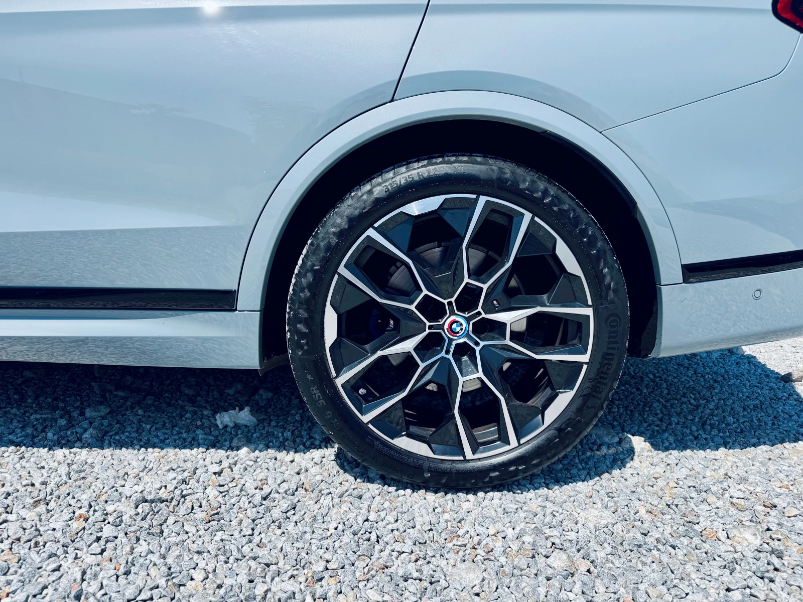 BMW X7 40i xDrive, снимка 12 - Автомобили и джипове - 56116020