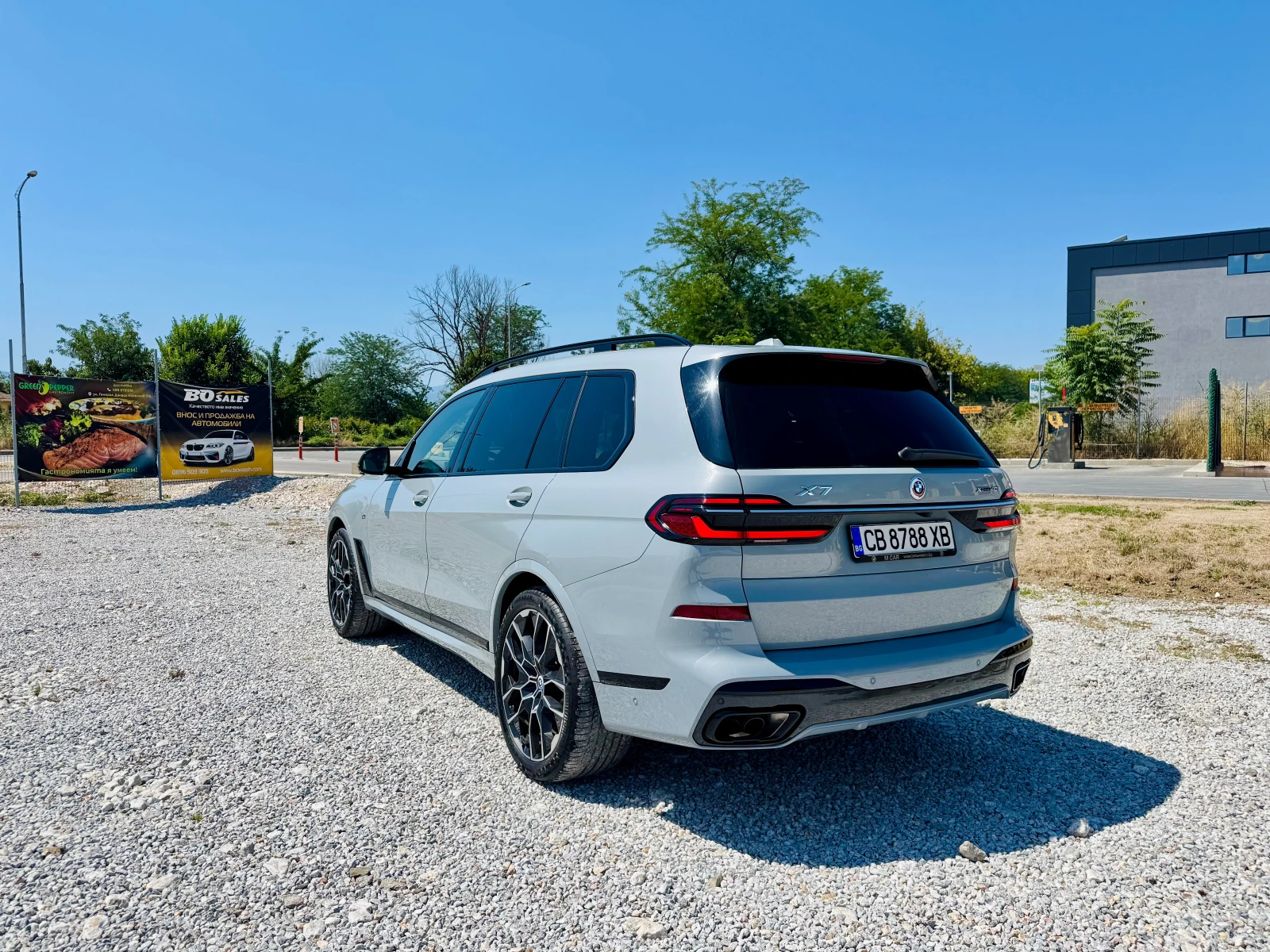BMW X7 40i xDrive, снимка 3 - Автомобили и джипове - 56116020