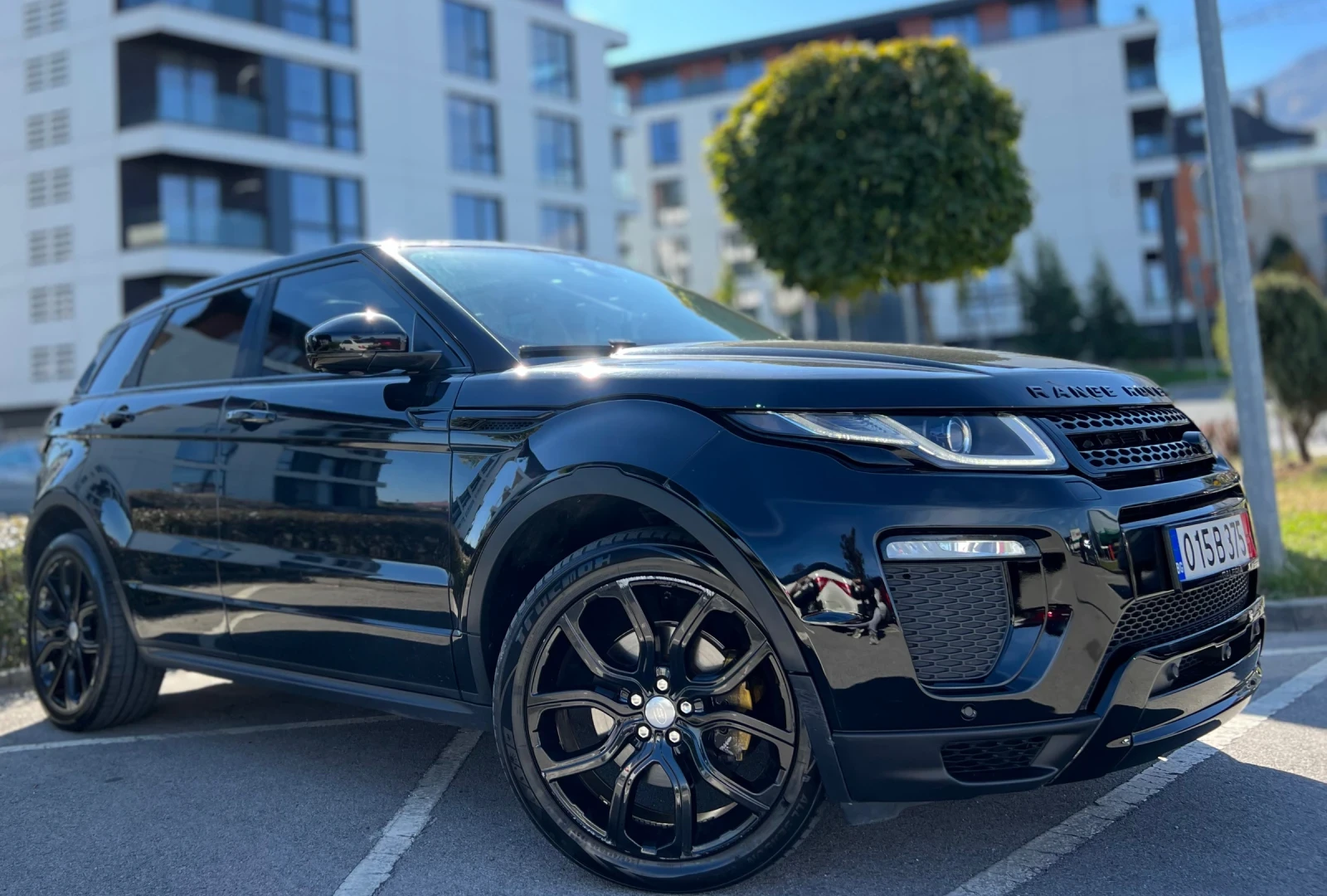Land Rover Range Rover Evoque Dynamic* 2.0td4 SE* Full Led, снимка 3 - Автомобили и джипове - 56576401