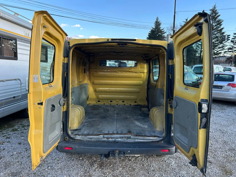 Renault Trafic, снимка 8 - Бусове и автобуси - 48915767