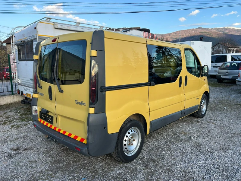 Renault Trafic, снимка 6 - Бусове и автобуси - 48915767