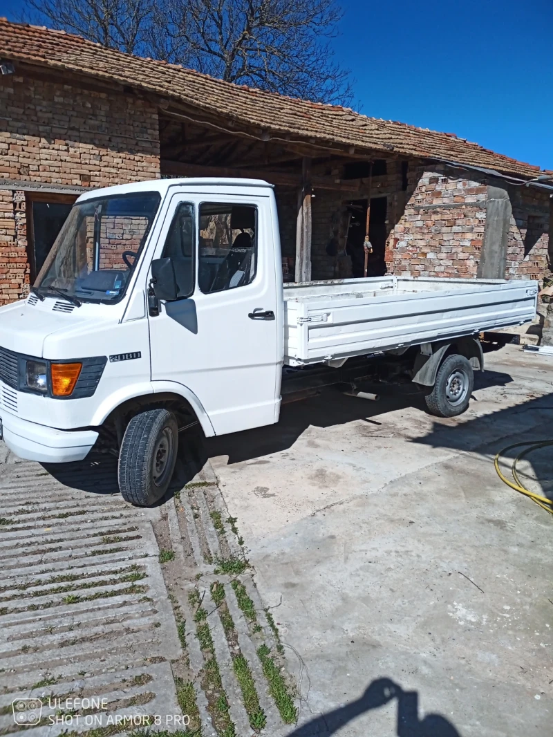 Mercedes-Benz 208 D, снимка 8 - Бусове и автобуси - 52996642