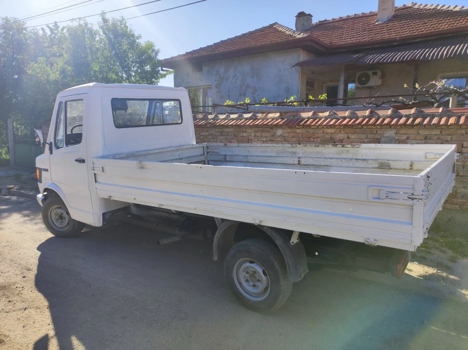 Mercedes-Benz 208 D - изображение 2