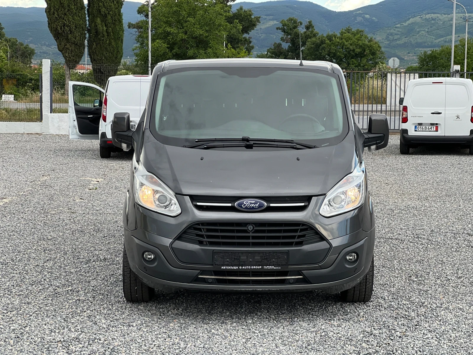 Ford Transit Custom 6 местен/товаропътник, снимка 2 - Бусове и автобуси - 55219457
