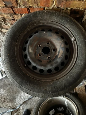 Гуми с джанти Vredestein 195/65R15, снимка 1