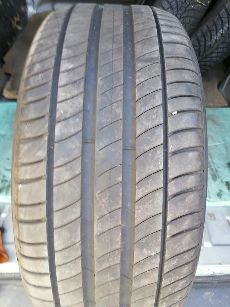 Гуми Летни 245/45R18, снимка 2 - Гуми и джанти - 29598037