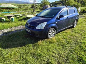 Toyota Corolla verso, снимка 12