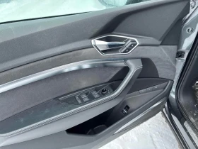 Audi E-Tron Technik  CARFAX - 24100 € / 47135.50 лв. - 47046341 12