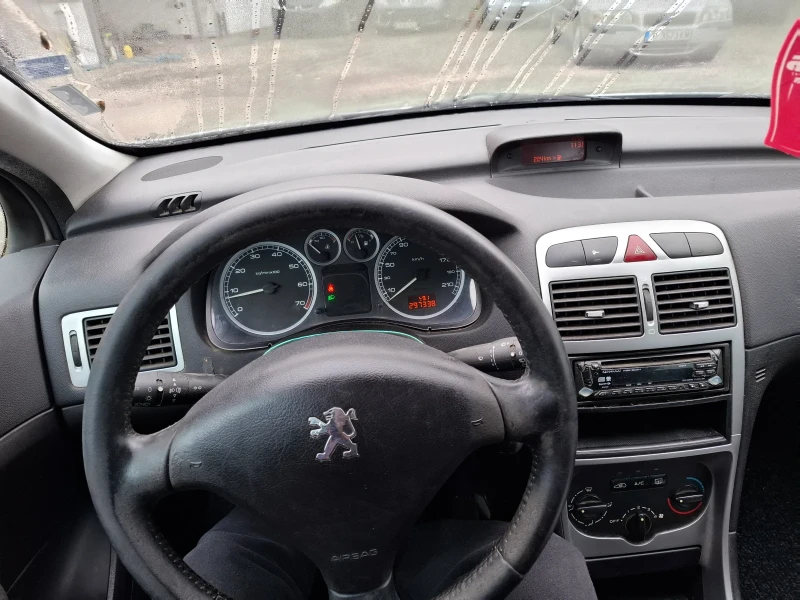 Peugeot 307 1.6i * КЛИМАТИК * РЕГИСТРИРАН * , снимка 9 - Автомобили и джипове - 48653358