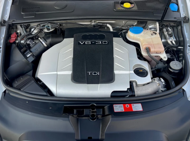 Audi A6 3.0 TDI QUATTRO , снимка 7 - Автомобили и джипове - 51994291