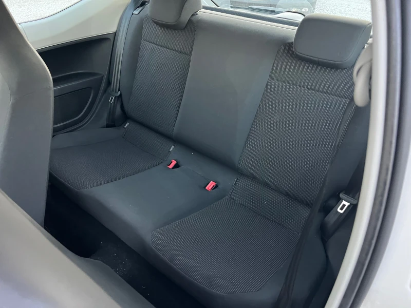 VW Up 1.0 60коня 2013г Нов внос, снимка 9 - Автомобили и джипове - 52255183