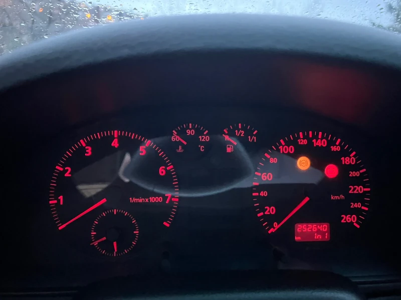 Audi A4, снимка 5 - Автомобили и джипове - 52672649