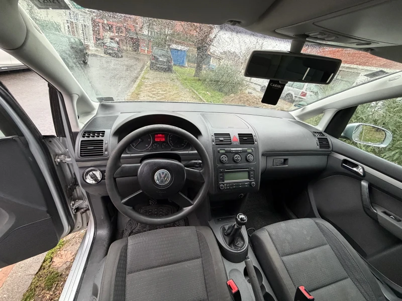 VW Touran, снимка 6 - Автомобили и джипове - 53064065