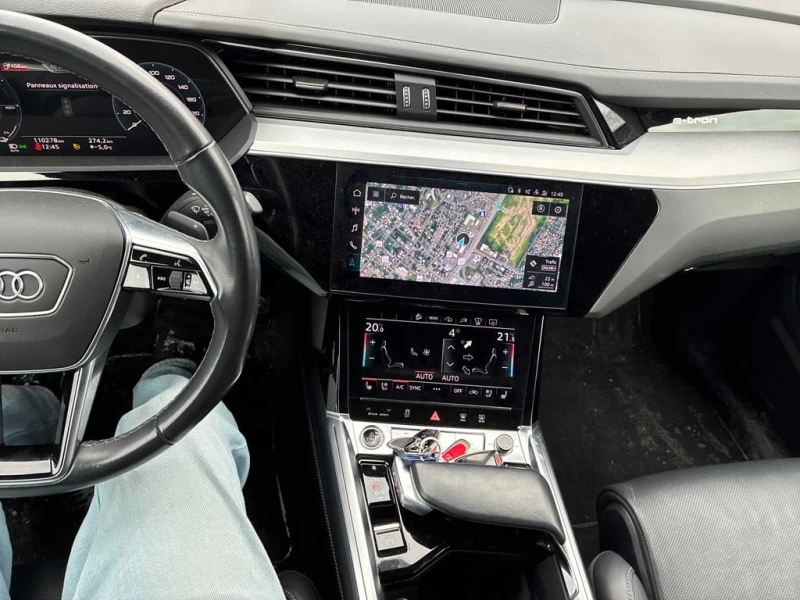 Audi E-Tron Technik  CARFAX, снимка 9 - Автомобили и джипове - 53361528