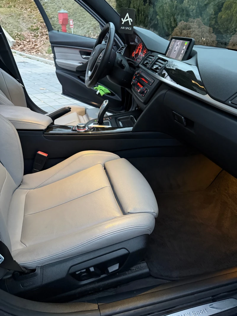 BMW 335 BMW 335 ixDrive , снимка 9 - Автомобили и джипове - 53489261