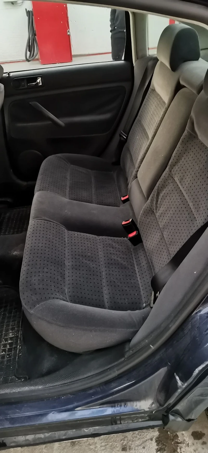 VW Passat 1.9 tdi 110kc 4x4, снимка 8 - Автомобили и джипове - 53539171