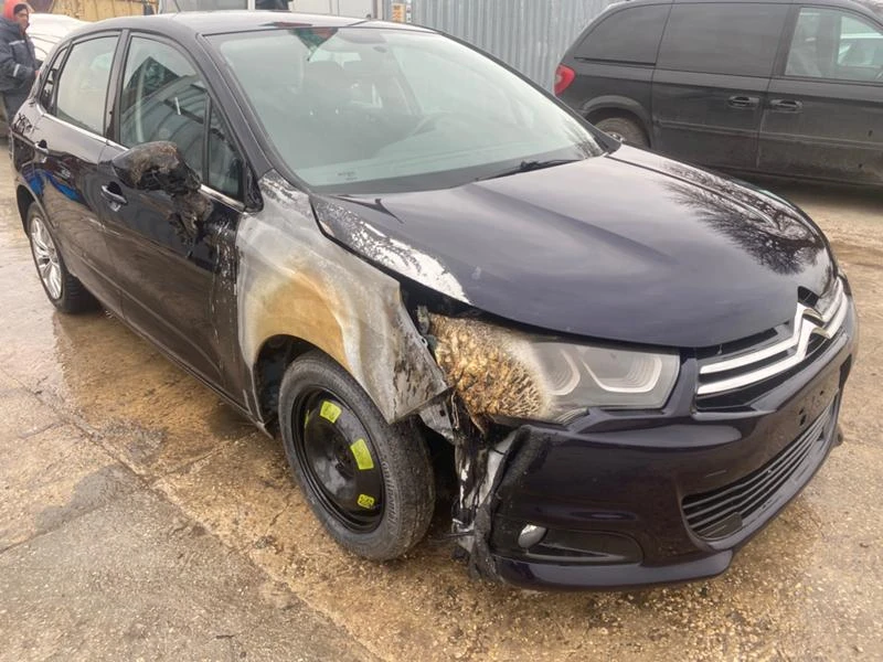 Citroen C4 1.6Blue HDI, снимка 2 - Автомобили и джипове - 36129691