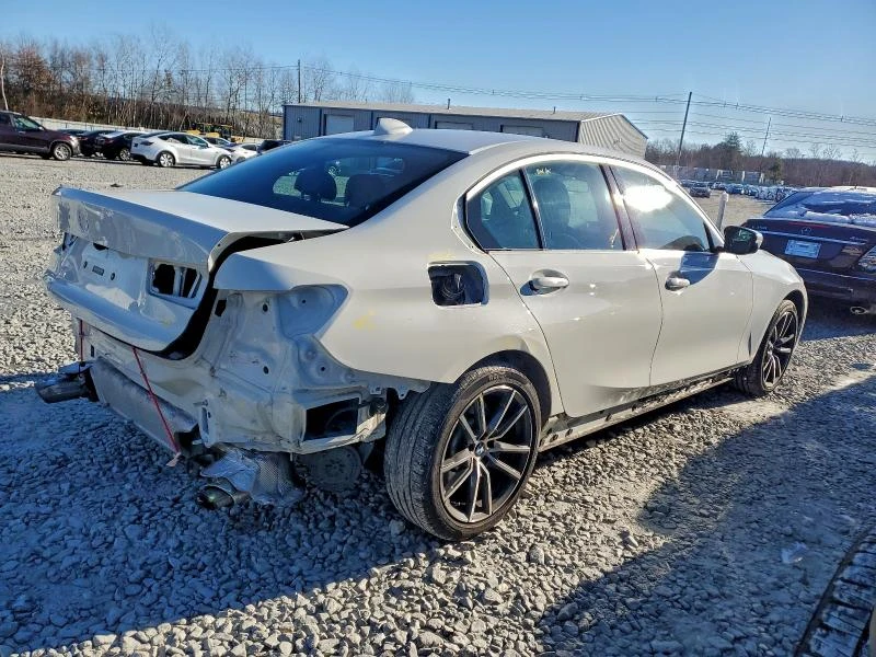 BMW 330 2.0L 4 All wheel drive, снимка 7 - Автомобили и джипове - 52801938