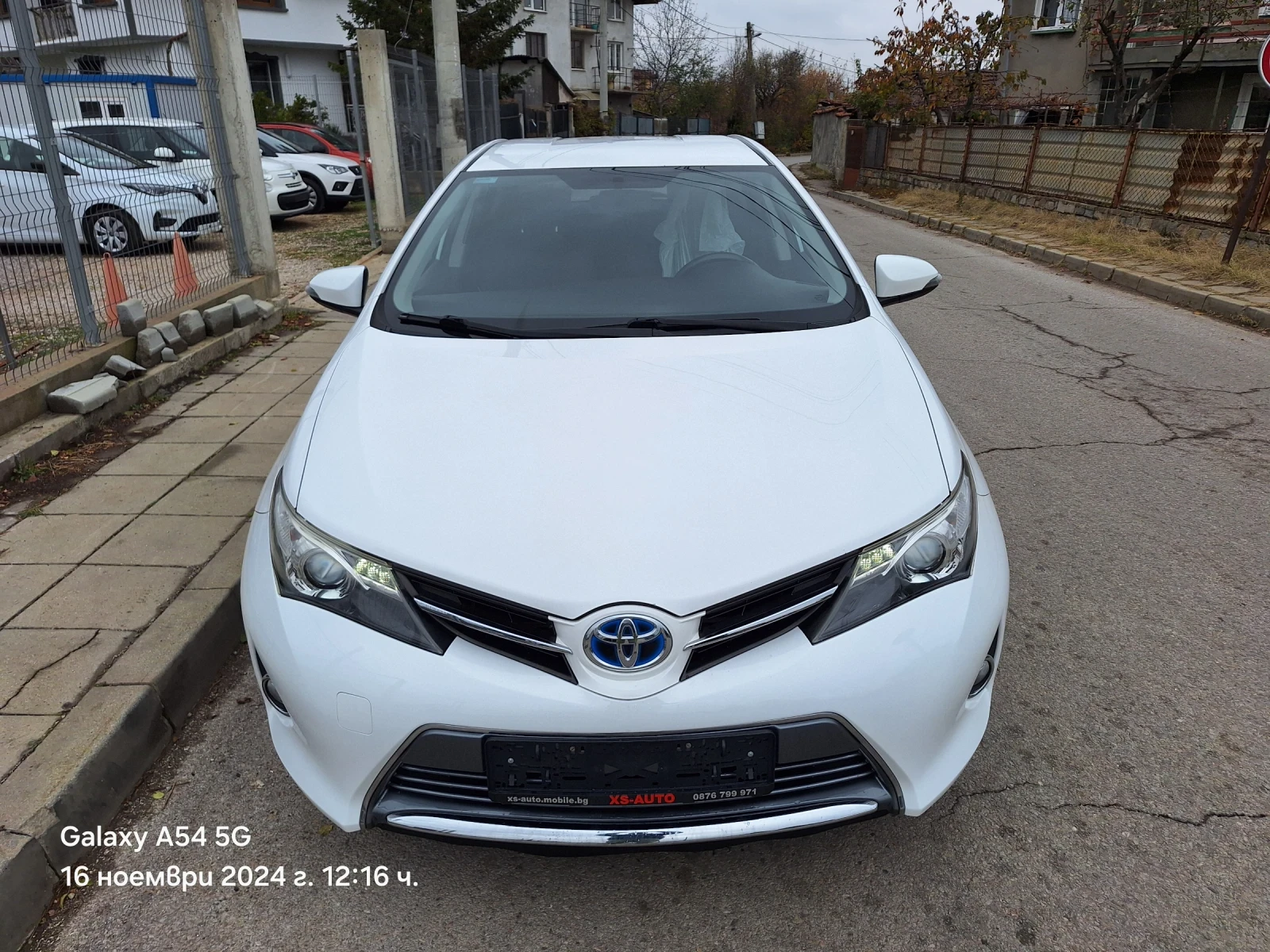 Toyota Auris 1.8 HYBRID EURO 5B - изображение 4