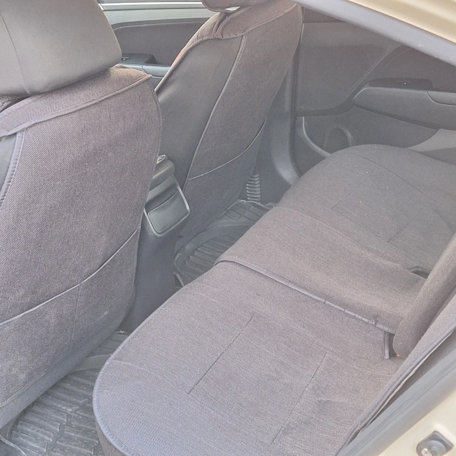 Hyundai Elantra  - изображение 7