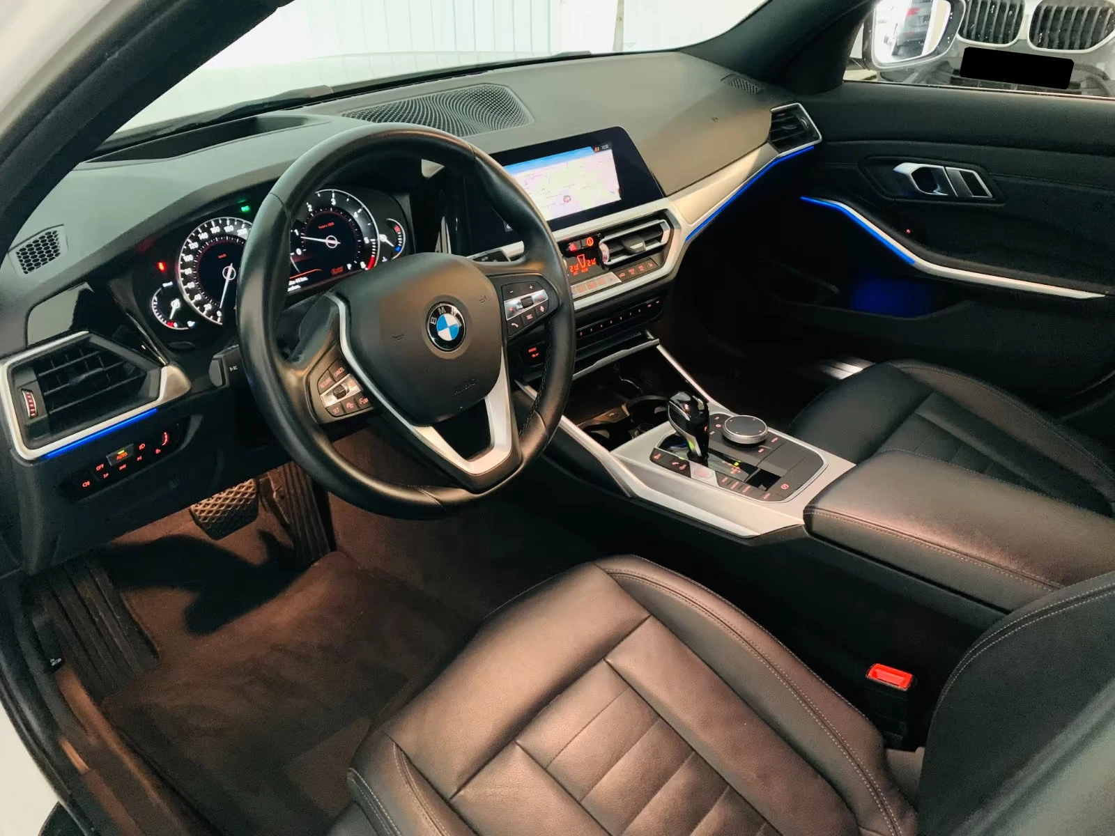 BMW 320 d/ADVANTAGE/190HP/HEAD-UP/AMBI/CARPLAY/ACC/771f - изображение 7
