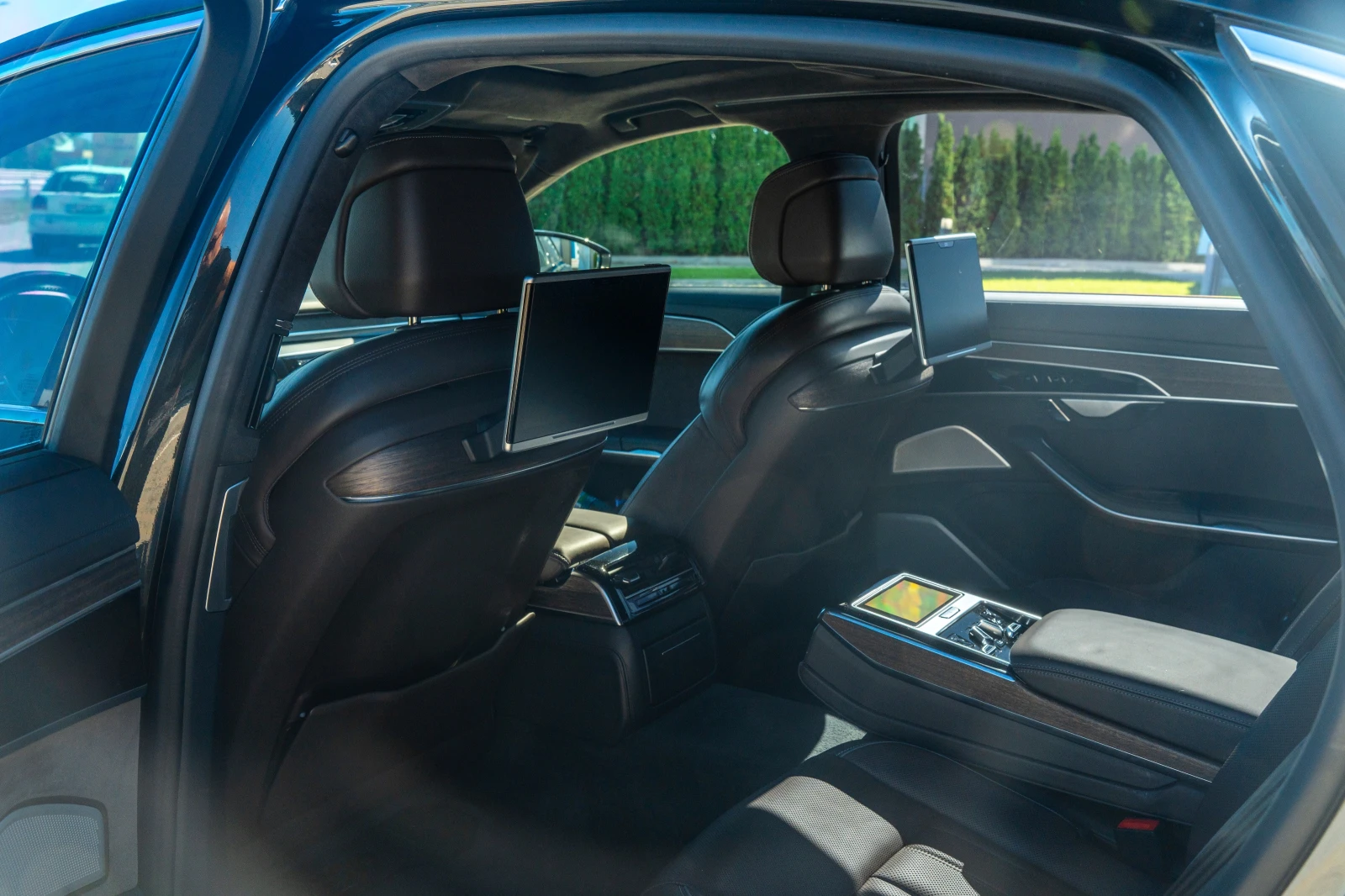 Audi A8 Quattro Long - изображение 6