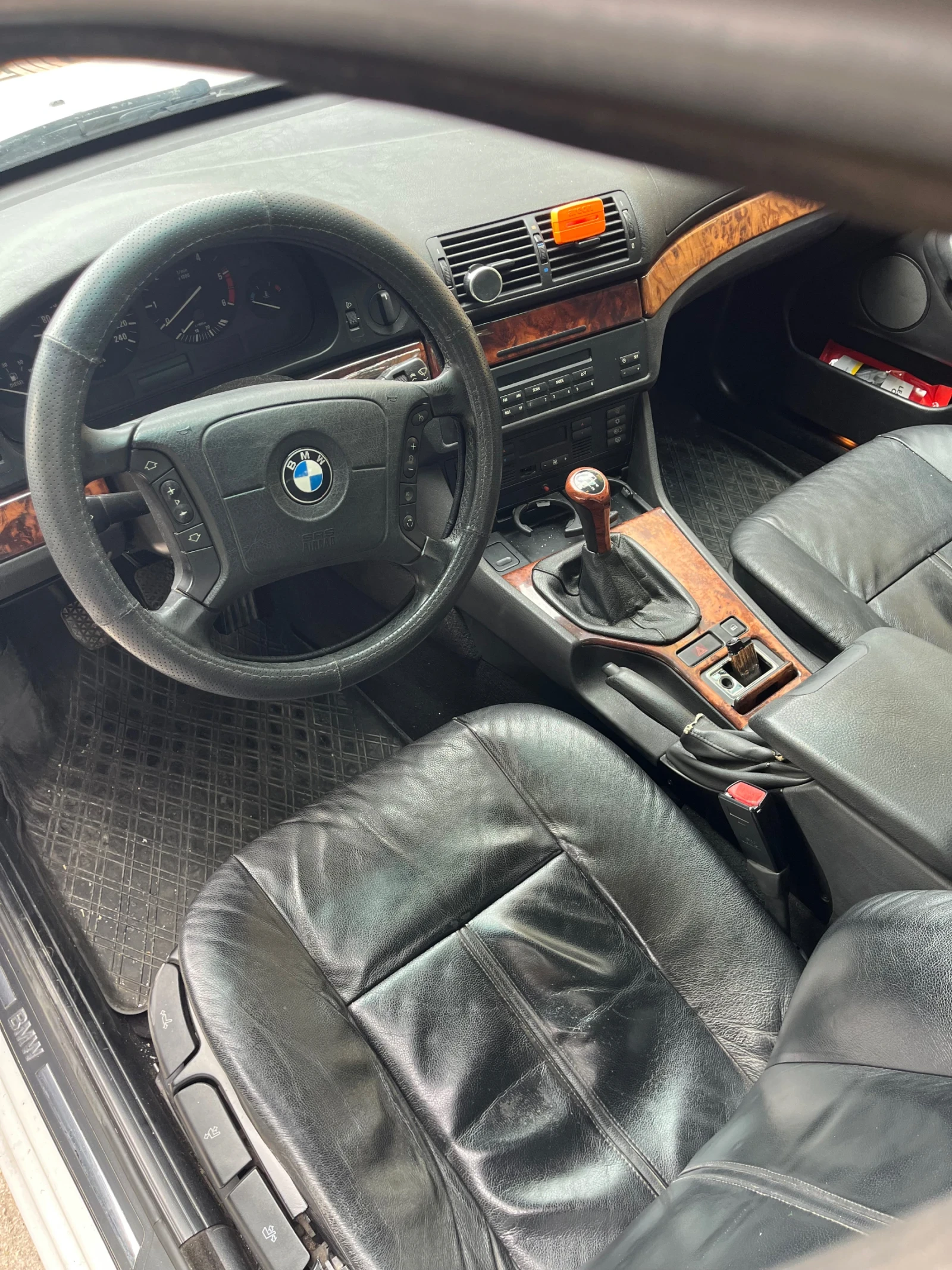 BMW 525 TDS - изображение 5