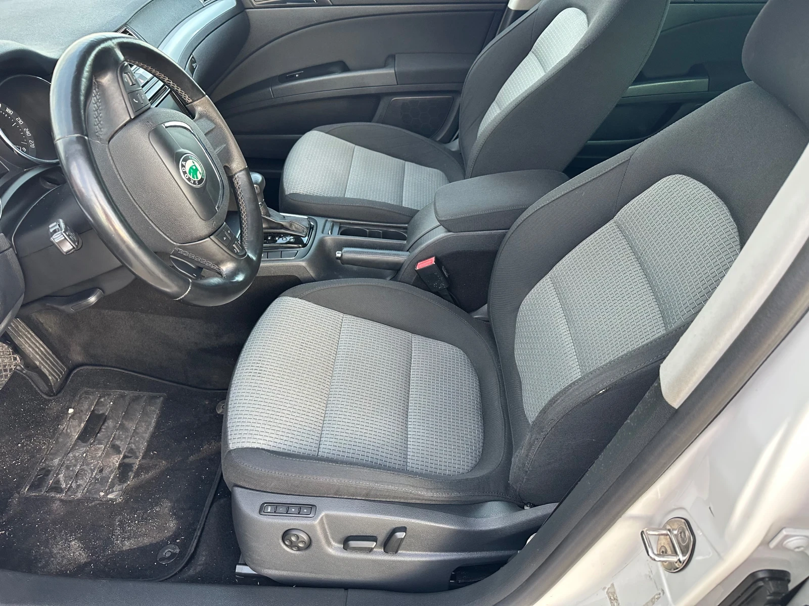 Skoda Superb 2.0 /170 кс. - изображение 10