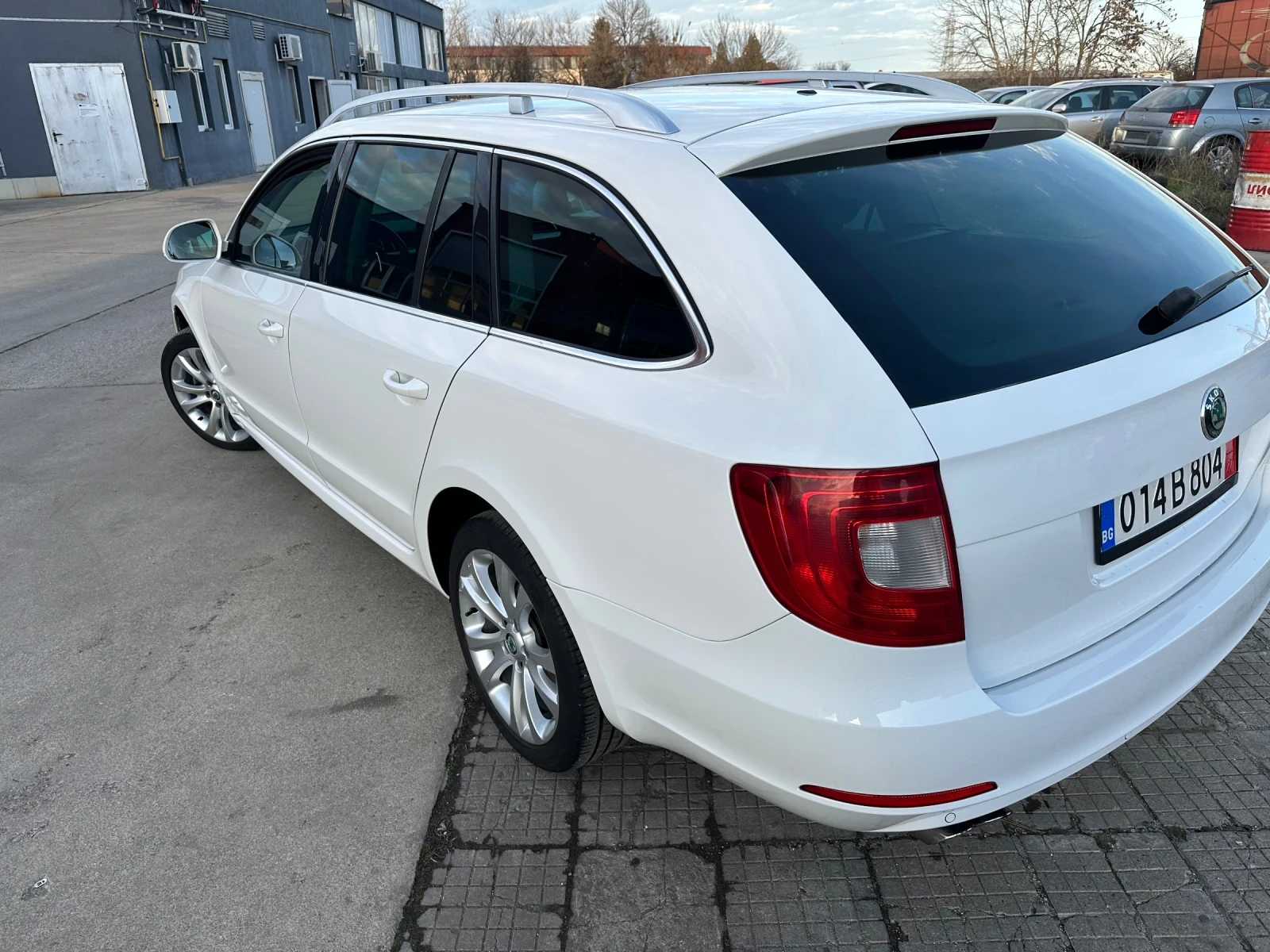 Skoda Superb 2.0 /170 кс. - изображение 4