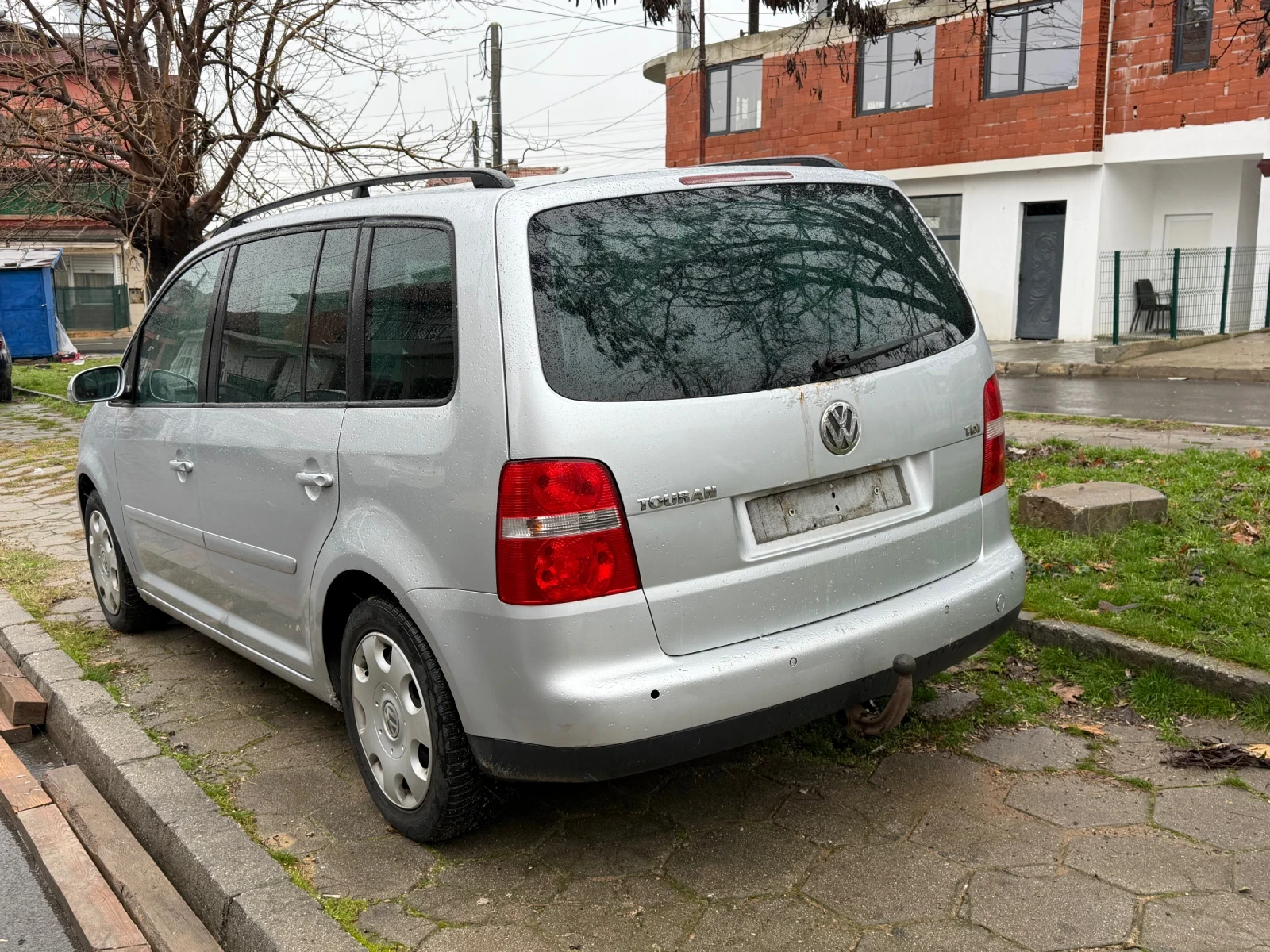 VW Touran  - изображение 3